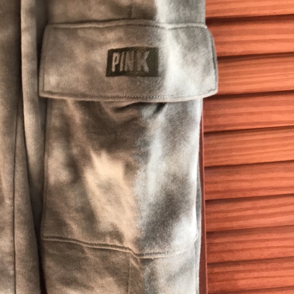 Victoria Secret Pink army green tye die cargo joggers. Size M. NWT. - Picture 2 of 8